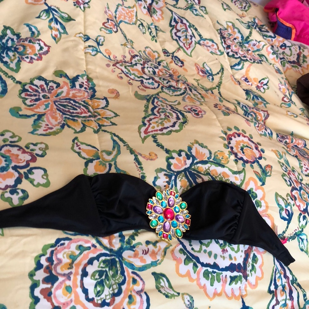 Victoria’s Secret bathing suit top